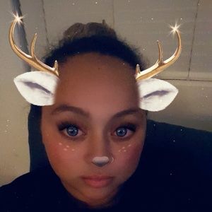 Meet your Posher, Lanysha